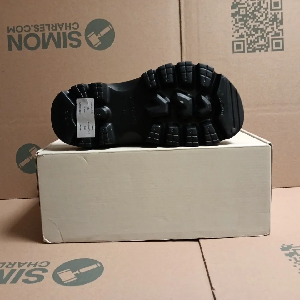 BOXED PAIR OF ALL SAINTS ECLIPSE SLIDER IN BLACK SIZE UK 6