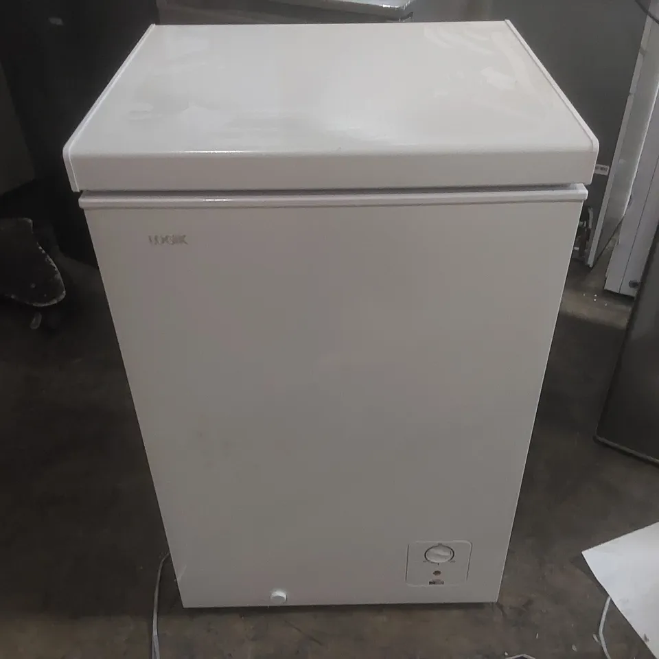 LOGIK L95CFW23 CHEST FREEZER - WHITE