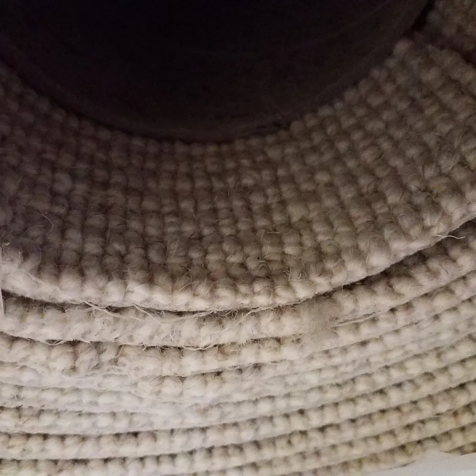 ROLL OF QUALITY SISAL WEAVE CLASSIC OATMEAL CARPET APPROXIMATELY 14.5×5M