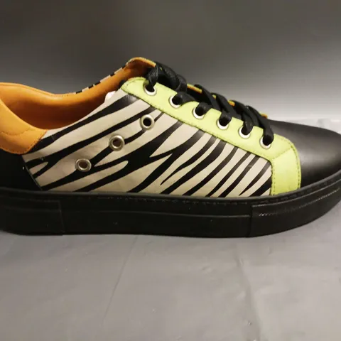 ADESSO LADIES TRAINERS MULTI COLOURED SIZE EU 40