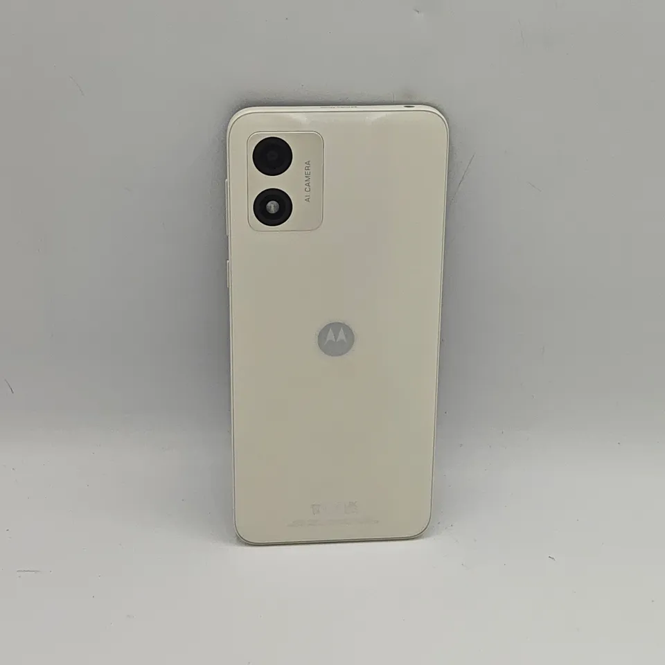 UNBOXED MOTOROLA E13 64GB IN WHITE