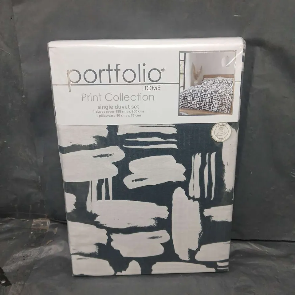 SEALED PORTFOLIO PRINT COLLECTION DUVET SET - DUSA - SINGLE 