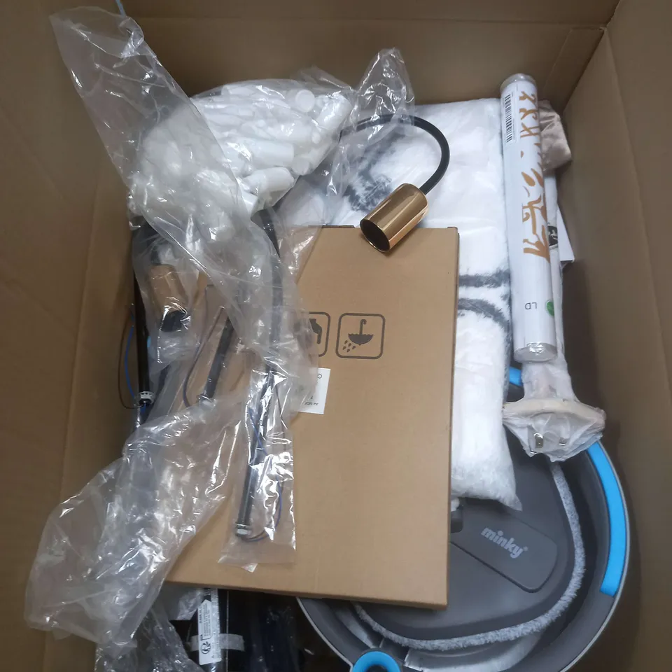 BOX OF APROXIMATELY 15 ASSORTED HOUSEHOLD ITEMS TOO INCLUDE TABLET CASES , WALLPAPER , INSECT DOOR SCREEN  , ETC 