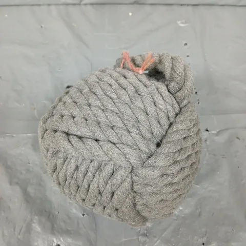 KNOT STYLE DOOR STOPPER 