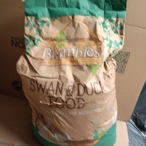 BRAMBLES SWAN & DUCK FOOD (12.55KG)