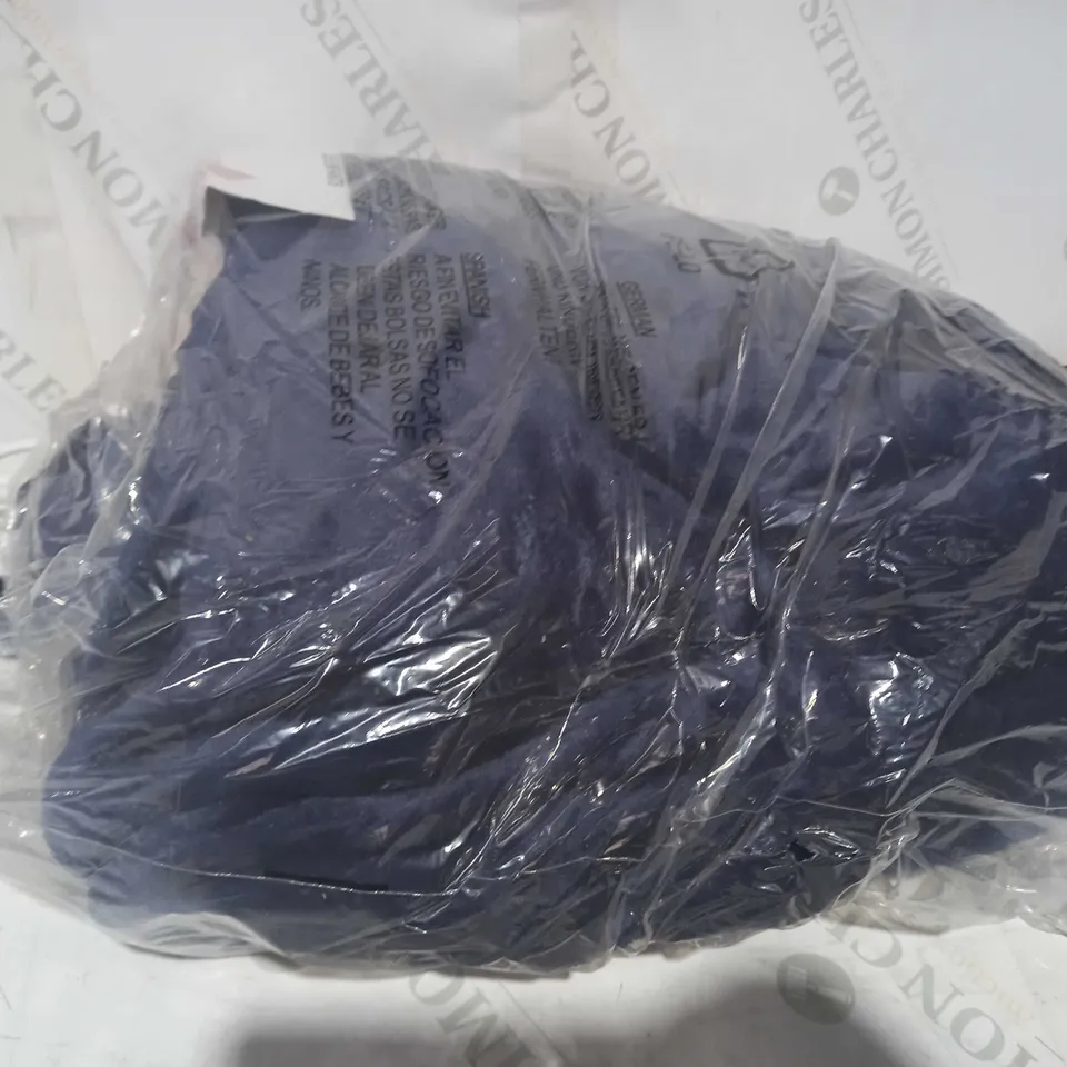 COZEE HOME HEATED PLUSH WEARABLE BLANKET IN NAVY