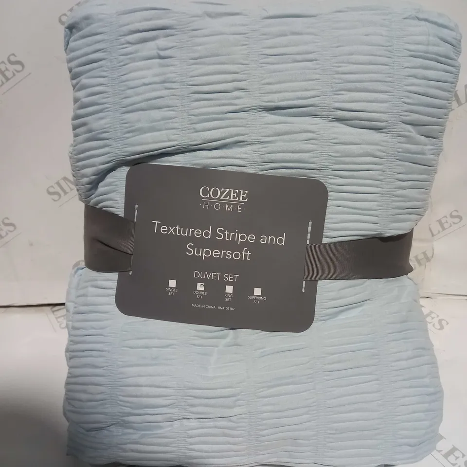 STRIPED SOFT 6 PIECE SUPER KING SET 