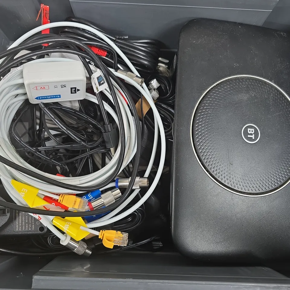 APPROXIMATELY 12 ASSORTED HOUSEHOLD ITEMS TO INCLUDE ROUTERS, CABLES, ETC