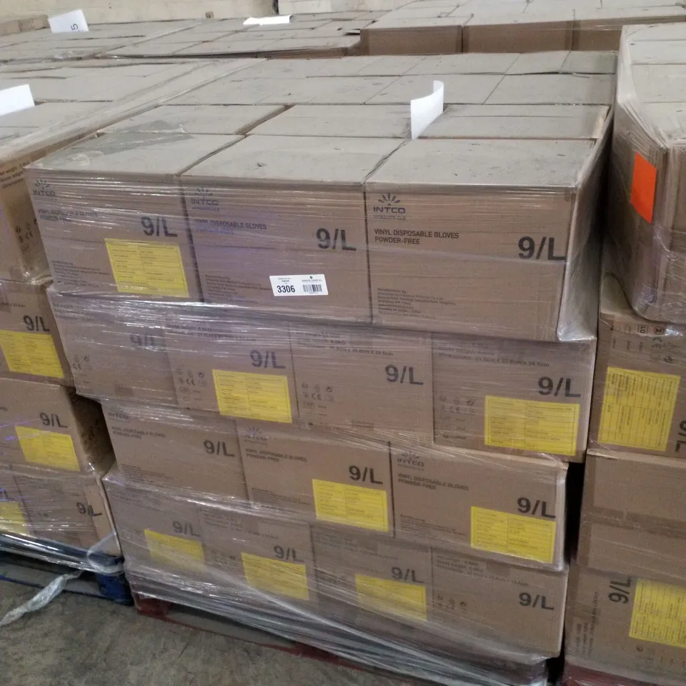 PALLET CONTAINING APPROXIMATELY 560 INTCO VINYL GLOVES 100PK LARGE