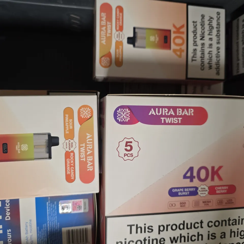 APPROXIMATELY 15 ASSORTED E-CIGARETTE AND VAPE PRODUCTS TO INCLUDE AURA BAR, HAYATI, ETC - COLLECTION ONLY