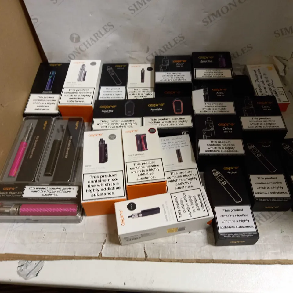 LOT OF APPROXIMATELY 20 E-CIGARATTES TO INCLUDE ASPIRE POCKEX, AND ASPIRE ZELOS NANO KIT ETC.