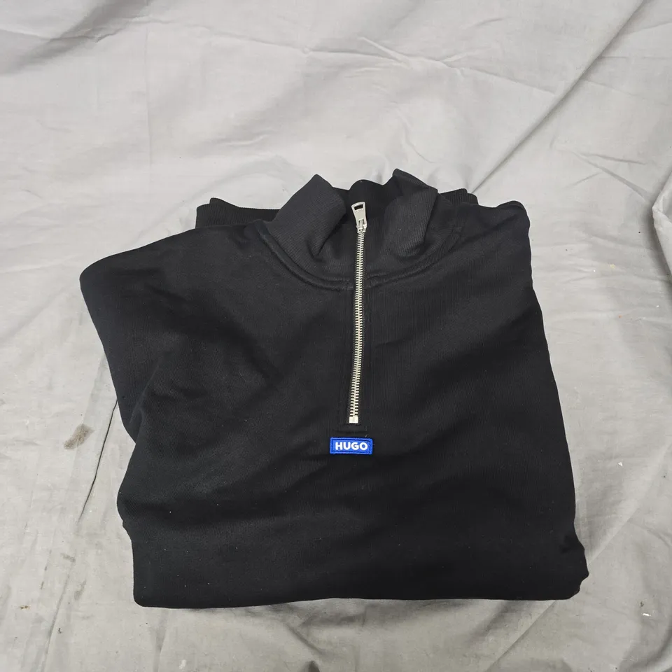 HUGO BLACK QUARTER-ZIP SWEATSHIRT, SIZE S