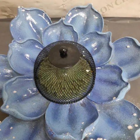 PLANT BIRD FEEDER