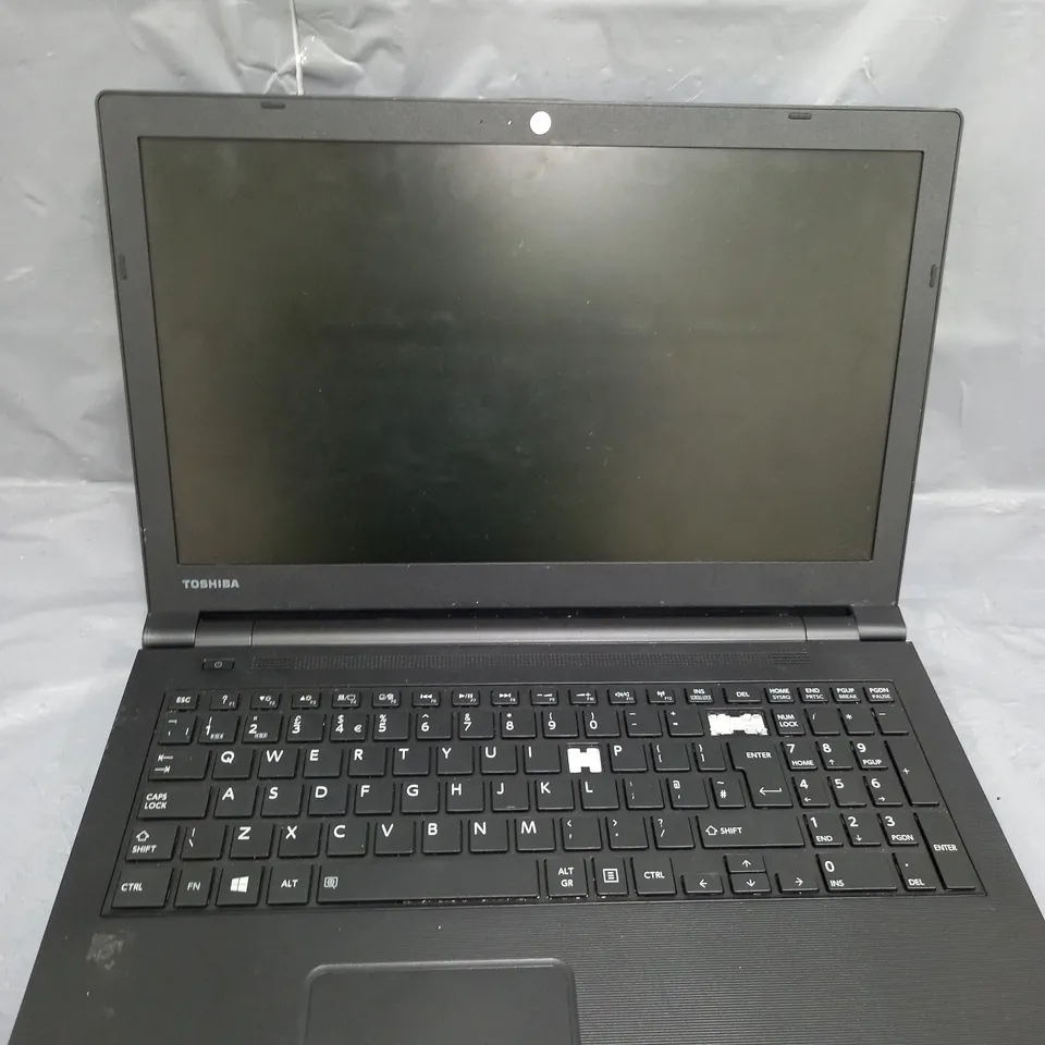 TOSHIBA SATELLITE PRO R50-B	15 INCH I3-4005U 1.70GHZ