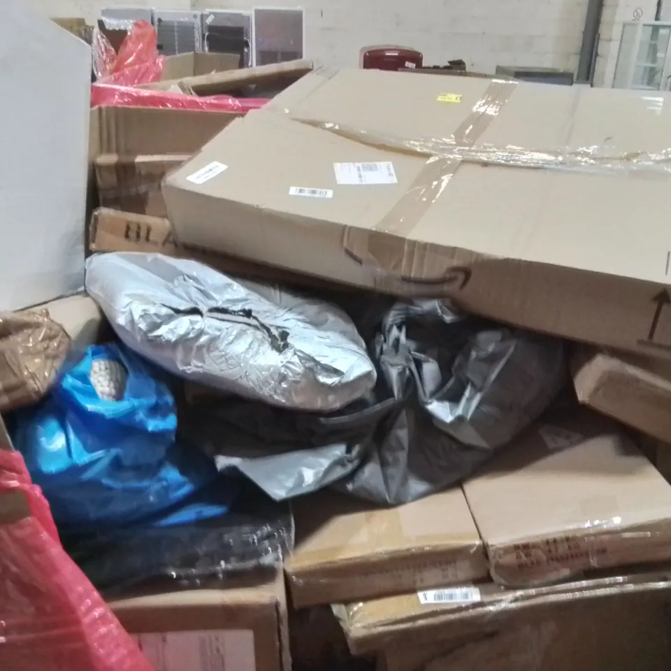 PALLET OF ASSORTED HOUSEHOLD GOODS AND PRODUCTS TO INCLUDE;STRIP LIGHT FIXTURE,DOG BED,STAINLESS STEEL CAT LITTER TRAY 