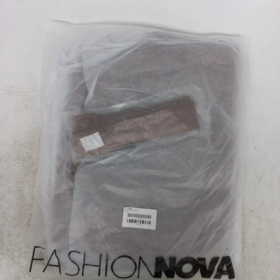 BAGGED FASHION NOVA VIENNA FAUX LEATHER SHORT SET IN BROWN SIZE LARGE