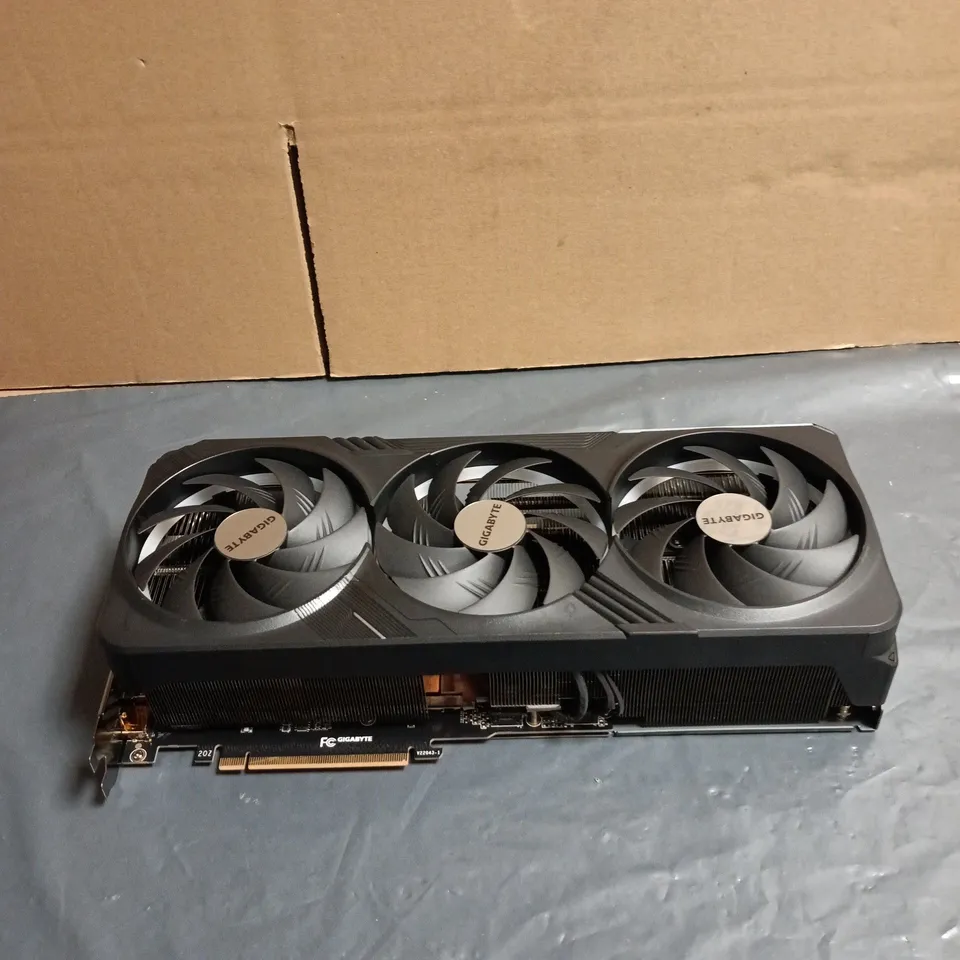 GIGABYTE GEFORCE RTX 4090 GAMING OC 24G GRAPHICS CARD BOXED