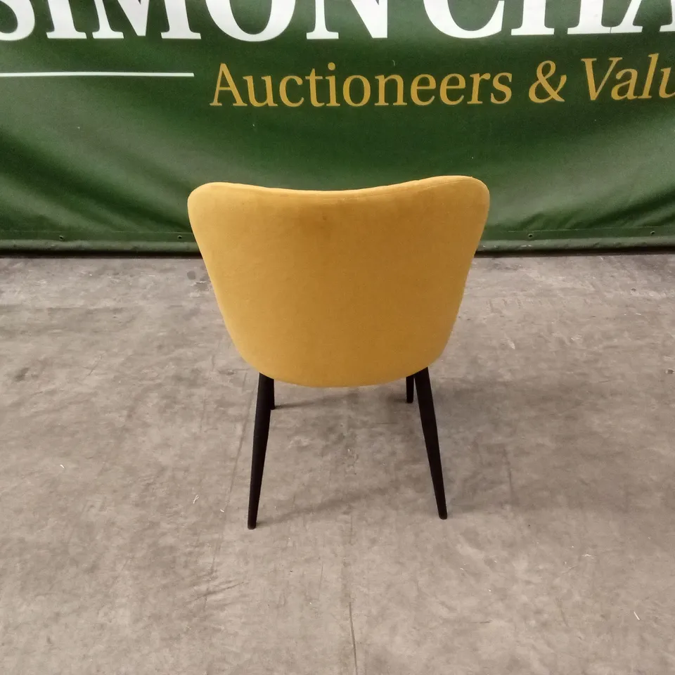 DESIGNER DIAMOND PATTERN VELVET DINNING CHAIR - OCHRE