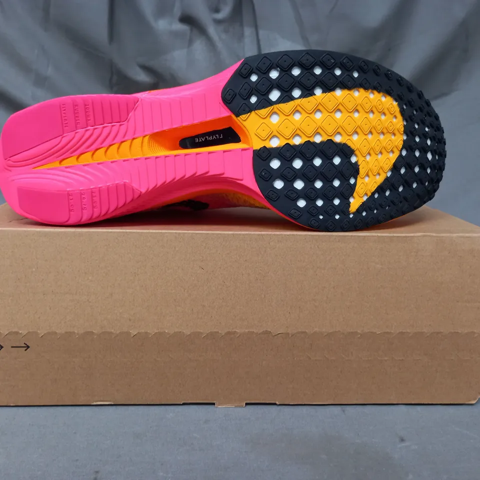 BOXED PAIR OF NIKE ZOOMX VAPORFLY SHOES IN PINK/ORANGE UK SIZE 9