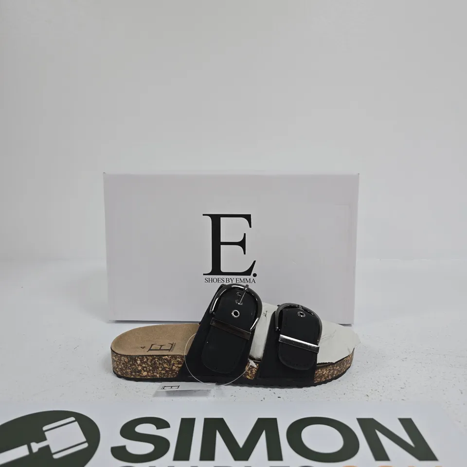 E. SHOES BY EMMA BLACK SANDALS WITH CORK FOOTBED, DOUBLE BUCKLE STRAPS SIZE 4