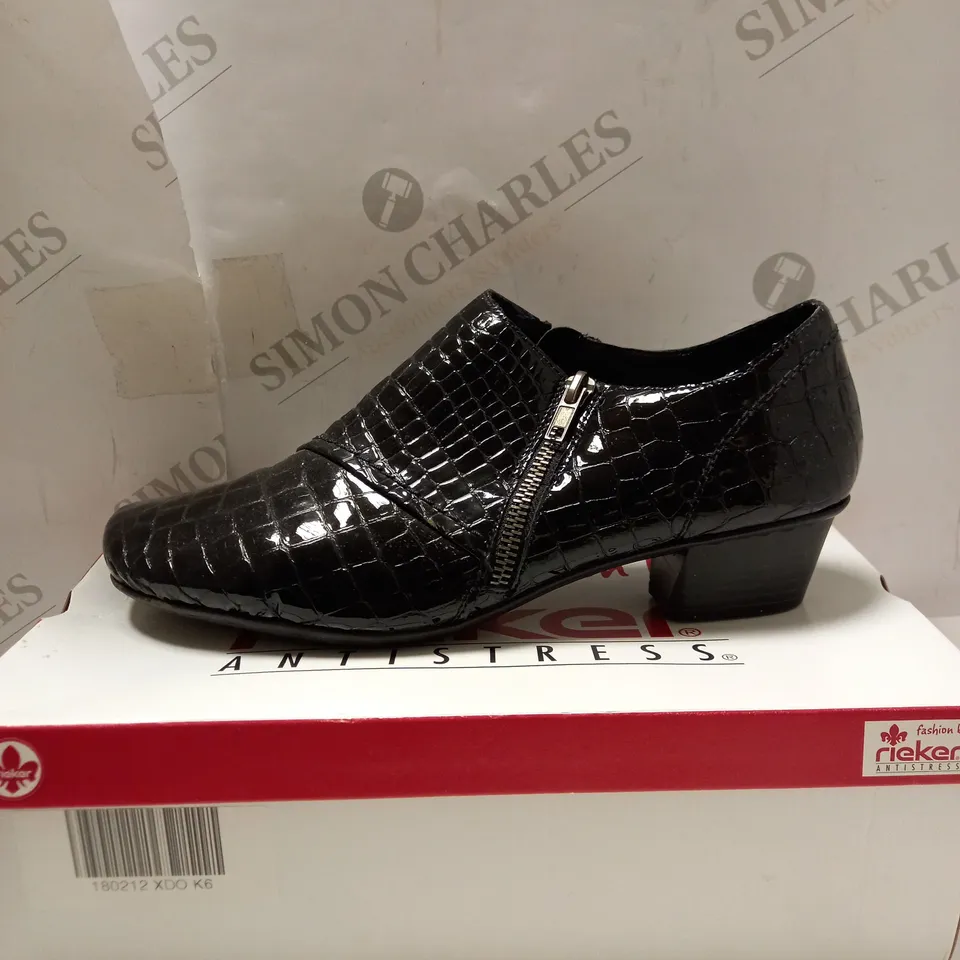 RIEKER BLACK CROC SHOE BOOTS - SIZE 8