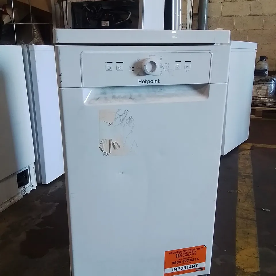 HOTPOINT HF9E1B19UK 45CM SLIMLINE DISHWASHER WHITE 9 PLACE SETTING F RATED