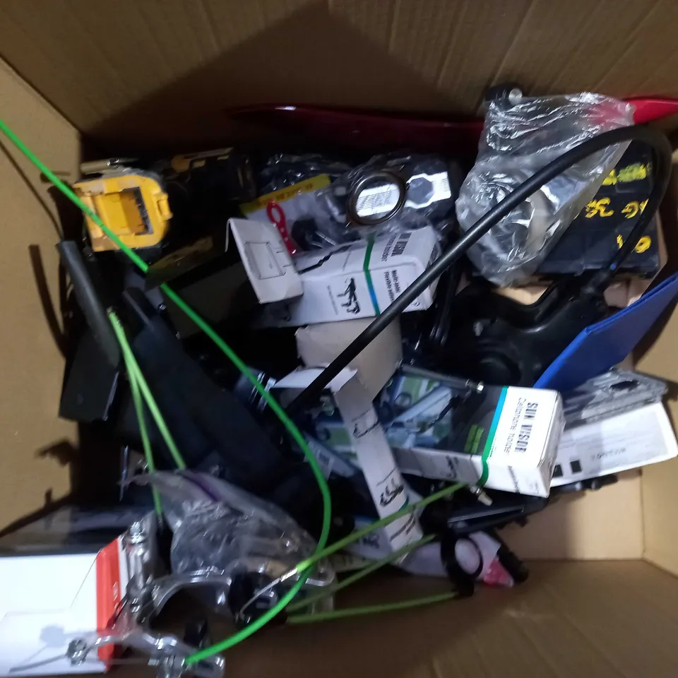 LOT OF ASSORTED CAR ITEMS TO INCLUDE - CAR RADIO - POWER DRILL - PHONE HOLDER 