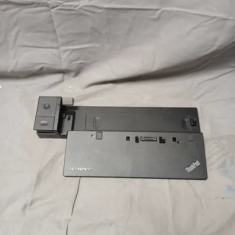 LENOVO THINKPAD PRO DOCKING STATION