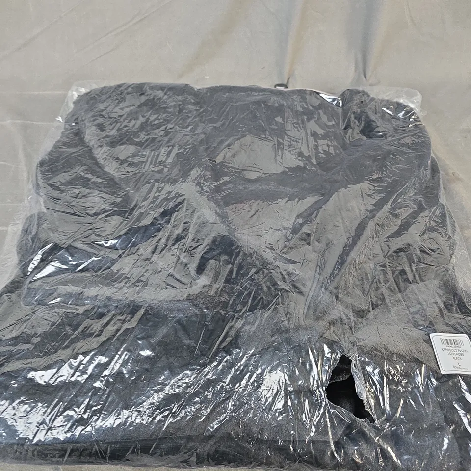 BOUX AVENUE STRIPE CUT PLUSH LONG ROBE - BLACK - SIZE L