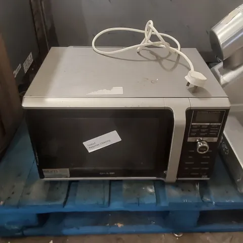 SHARP 900W MICROWAVE OVEN