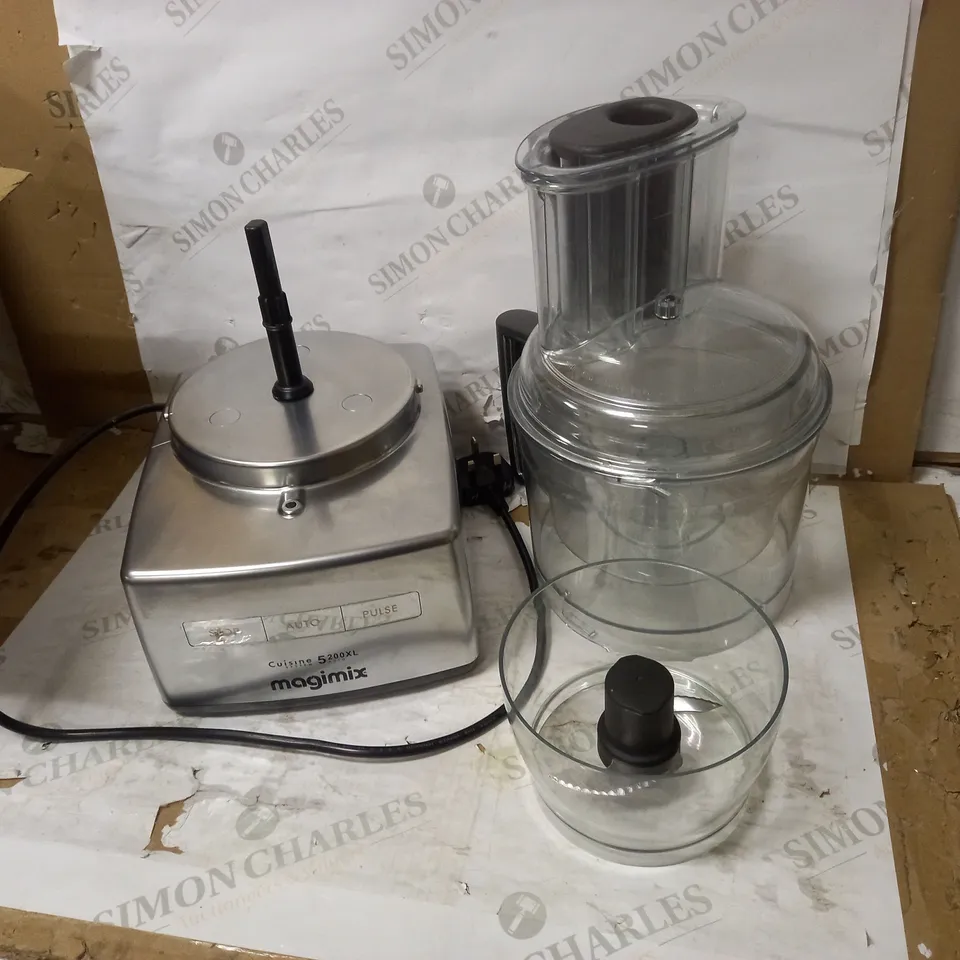 MAGIMIX 5200XL PREMIUM FOOD PROCESSOR, SATIN