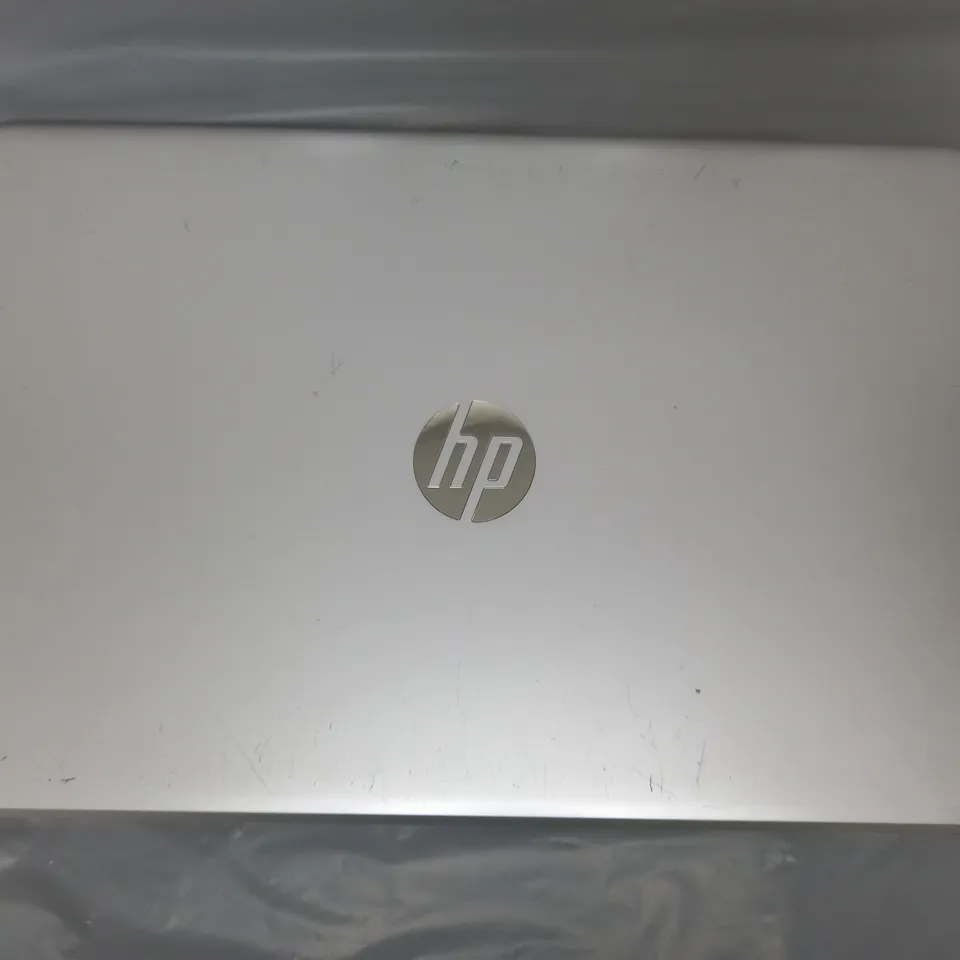 HP 250 G6 15 INCH I3-6006U 2.00GHZ