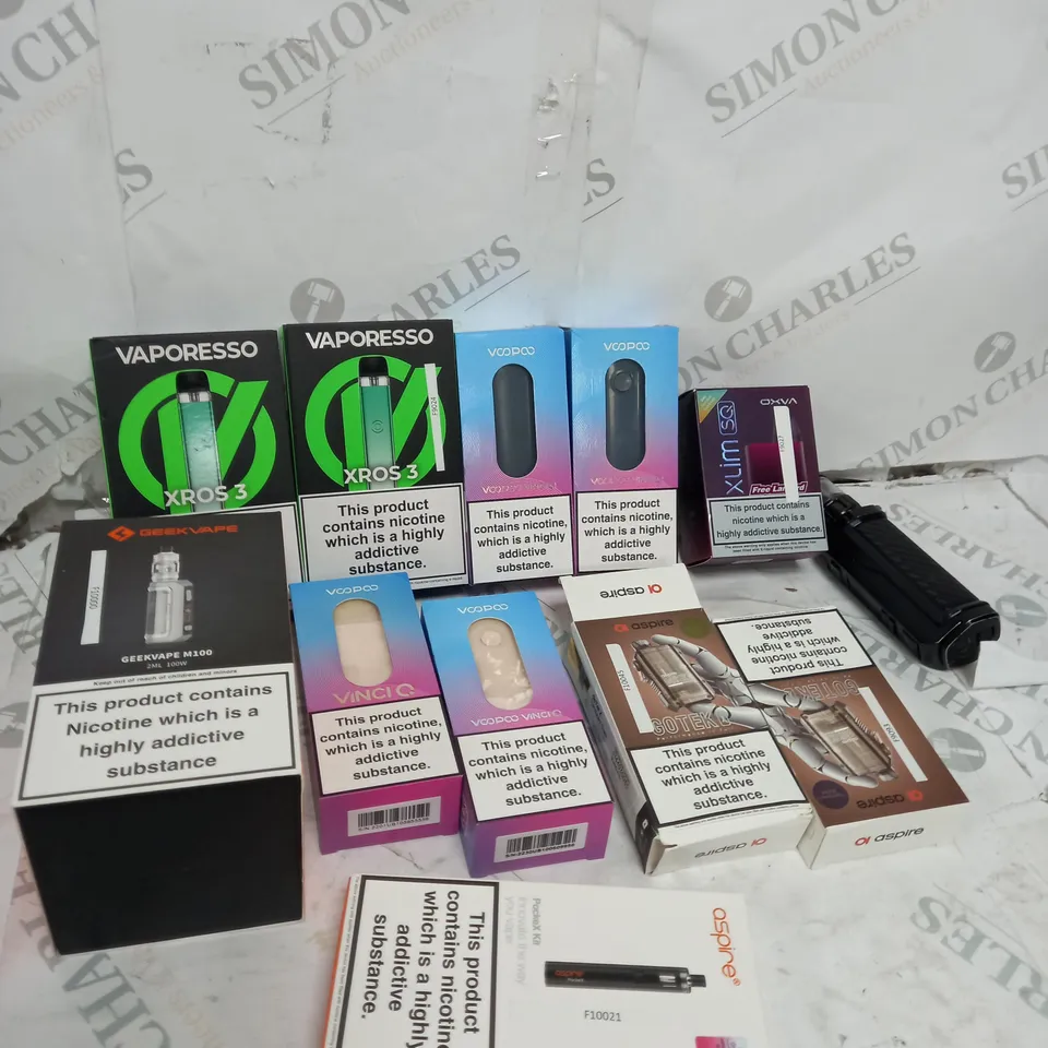 BOX OF APPROXIMATELY 10 ASSORTED E-CIG PRODUCTS TO INCLUDE ASPIRE, OXVA, VAPORESSO ETC