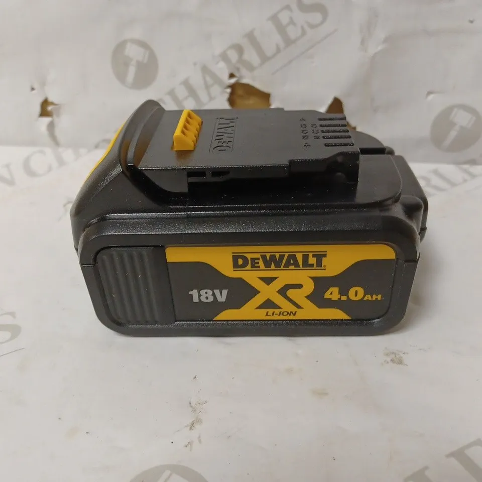 DEWALT 18V XR LITHIUM-ION BATTERY