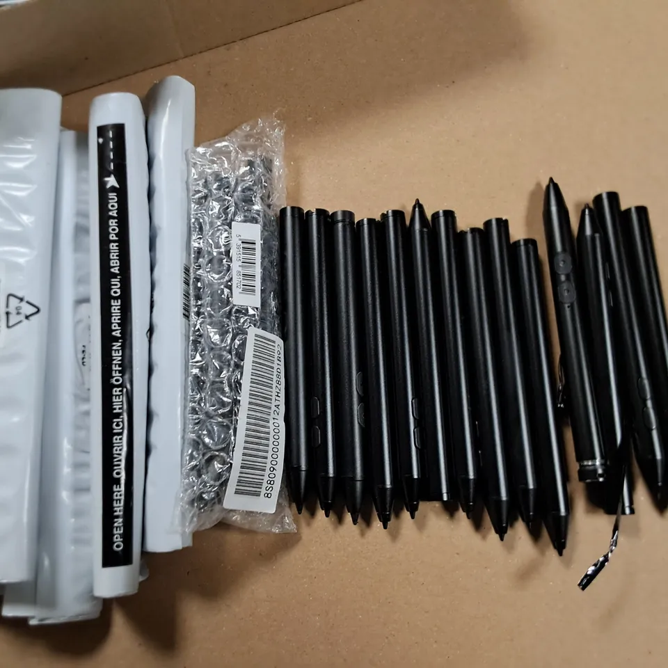 LOT OF APPROXIMATELY 30 STYLUS PENS