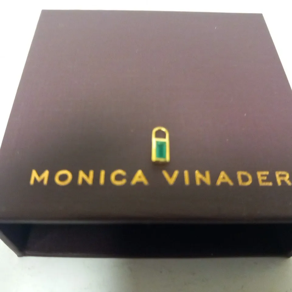 BOXED MONICA VINADER PENDANT