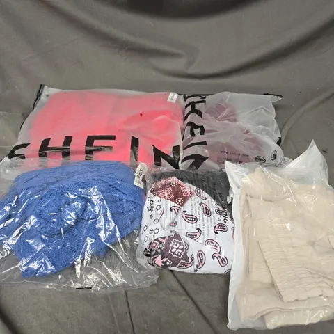 LARGE BOX OF APPROXIMATELY 20 ASSORTED CLOTHING ITEMS IN VARIOUS SIZES, STYLES AND COLOURS