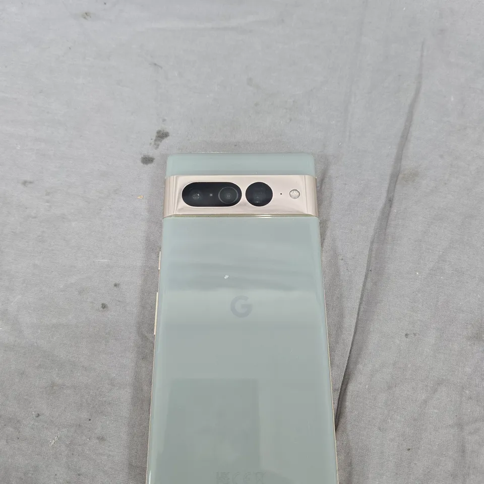 GOOGLE PIXEL 6 PRO SMARTPHONE – SORTA SEAFOAM