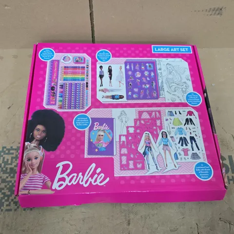 BOXED BARBIE LARGE ART SET