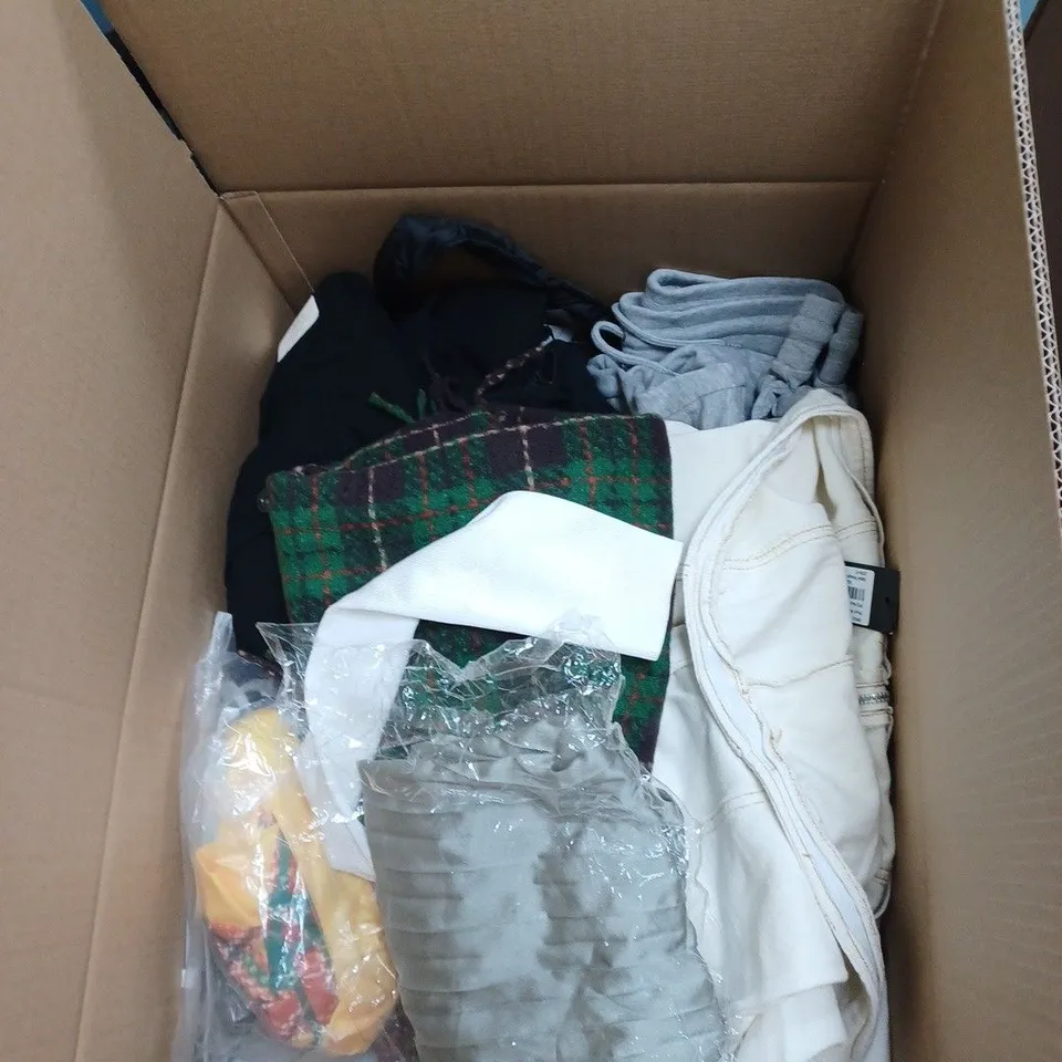 BOX OF ASSORTED CLOTHING ITEMS TO INCLUDE SCARFS, TROUSERS, VESTS ETC 