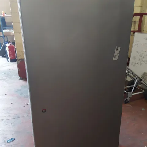 IARP TALL SINGLE DOOR COMMERCIAL FRIDGE