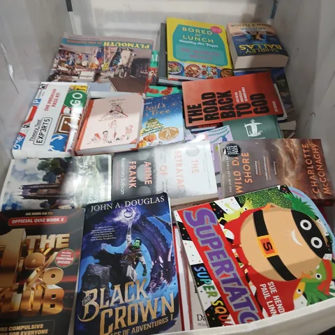 LARGE QUANTITY OF ASSORTED FICTION AND NON FICTION BOOKS