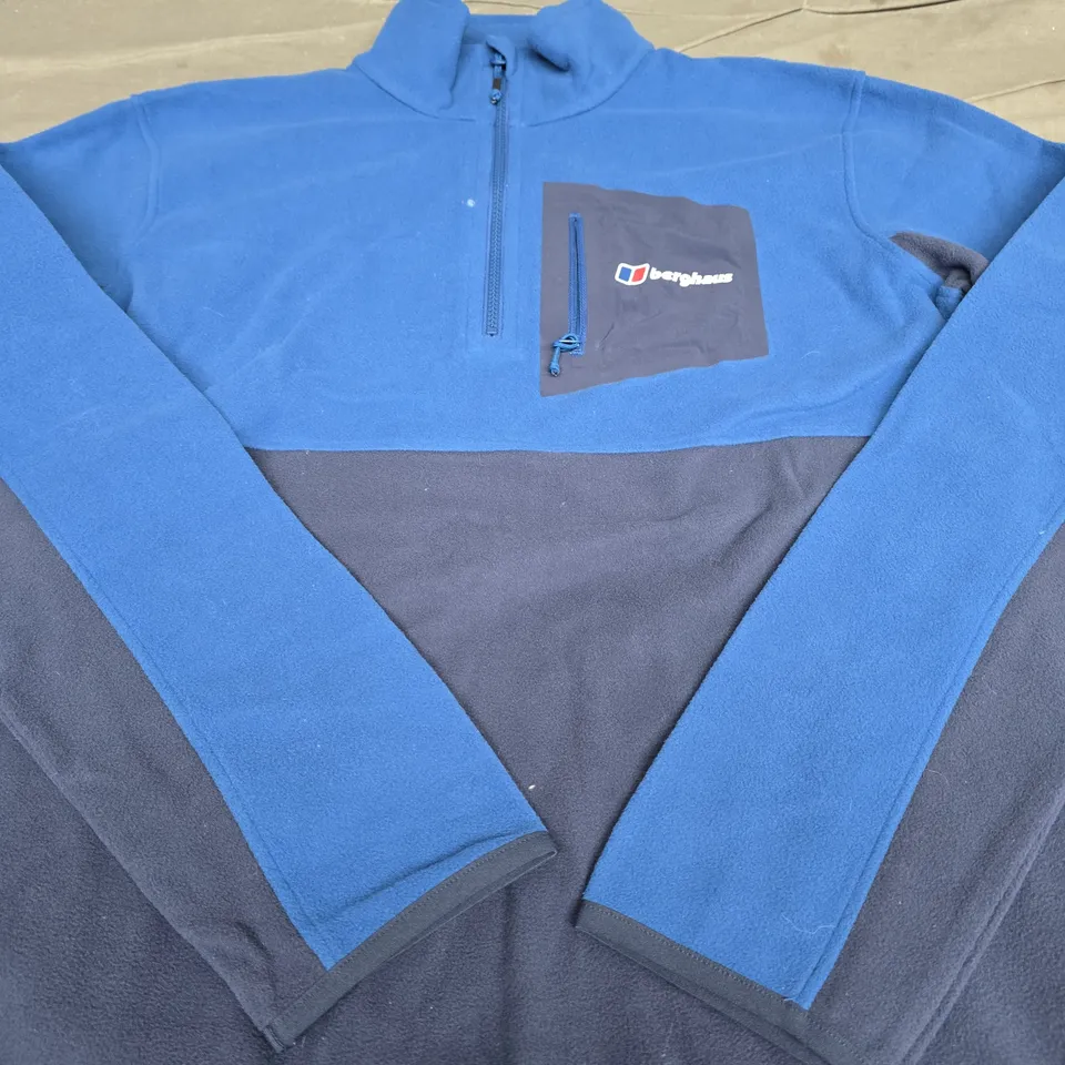 BERGHAUS 1/4 IP FLEECE - SIZE LRGE