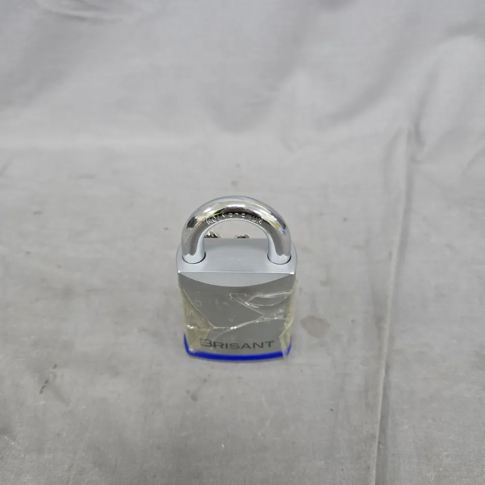 BOX OF APPROXIMATELY 20 HOUSEHOLD ITEMS INCLUDING: COOLING DOG TOY, BRISANT LOCK WITH 2 KEYS AND EGYPTIAN STYLE FIGURE