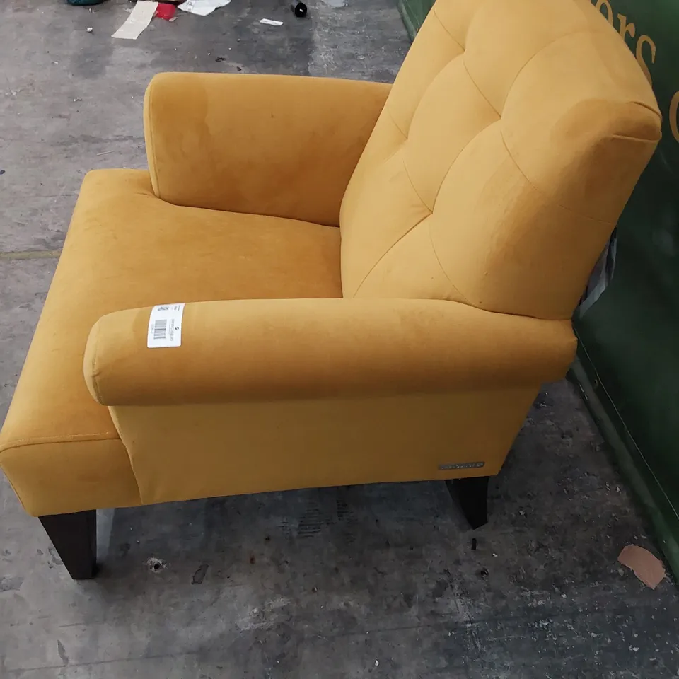 QUALITY BRITISH MADE LOUNGE Co EASY CHAIR GOLD FABRIC