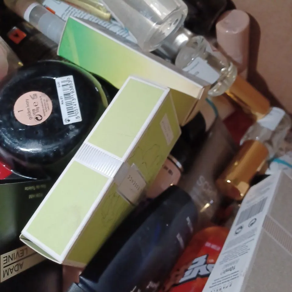 LOT OF APPROX 20 ASSORTED BEAUTY PRODUCTS TO INCLUDE NEXT SPARKLE EDP, GIVENCHY PRISME LIBRE LOOSE POWDER #7 VIOLE ROSE, ONE DIRECTION YOU&I SHOWER GEL, ETC 