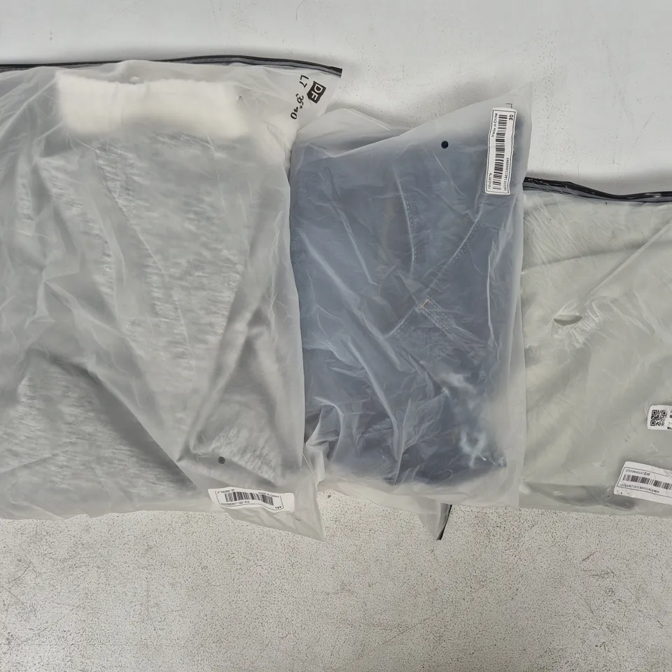 APPROXIMATELY 20 ASSORTED CLOTHING AND FASHION PRODUCTS IN VARIOUS STYLES AND SIZES - COLLECTION ONLY