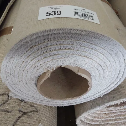 ROLL OF QUALITY LINGDALE ELITE CARPET APPROXIMATELY 5M × SIZE UNSPECIFIED