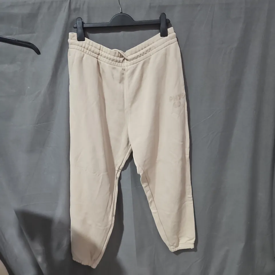 GYMSHARK JOGGERS – BEIGE, XXL, MADE IN TURKEY