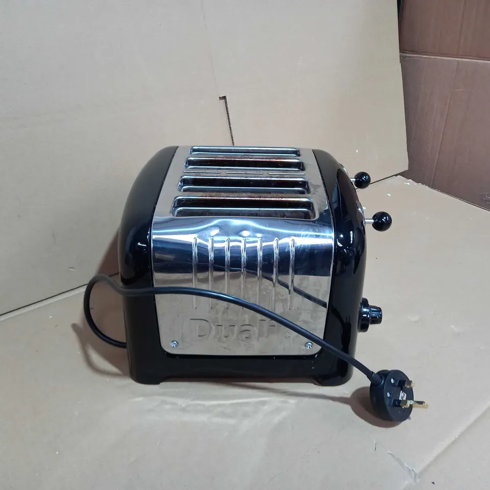 DUALIT CHROME/BLACK 4 SLICE TOASTER